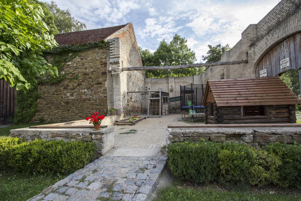 Penzion Ve Stoleti Loděnice Extérieur photo
