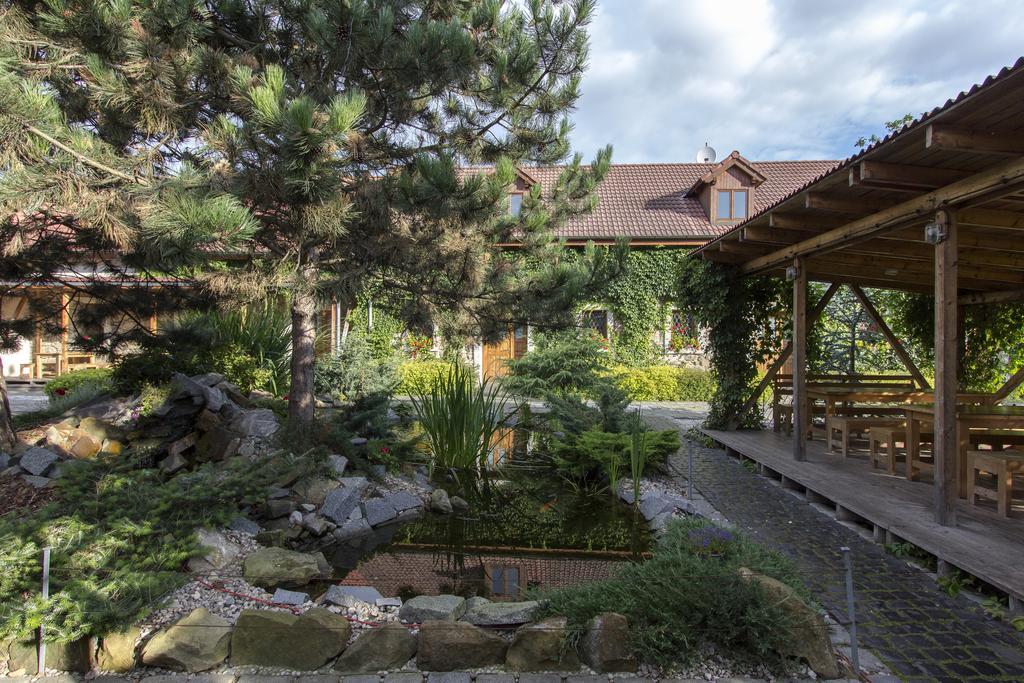 Penzion Ve Stoleti Loděnice Extérieur photo