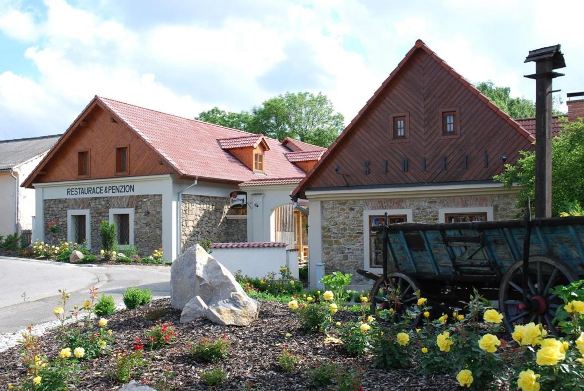 Penzion Ve Stoleti Loděnice Extérieur photo