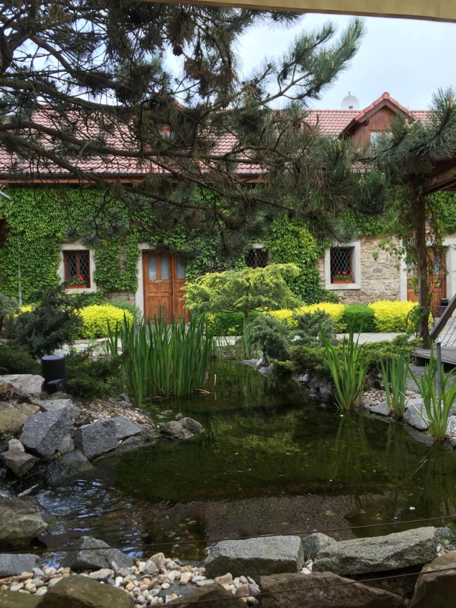 Penzion Ve Stoleti Loděnice Extérieur photo